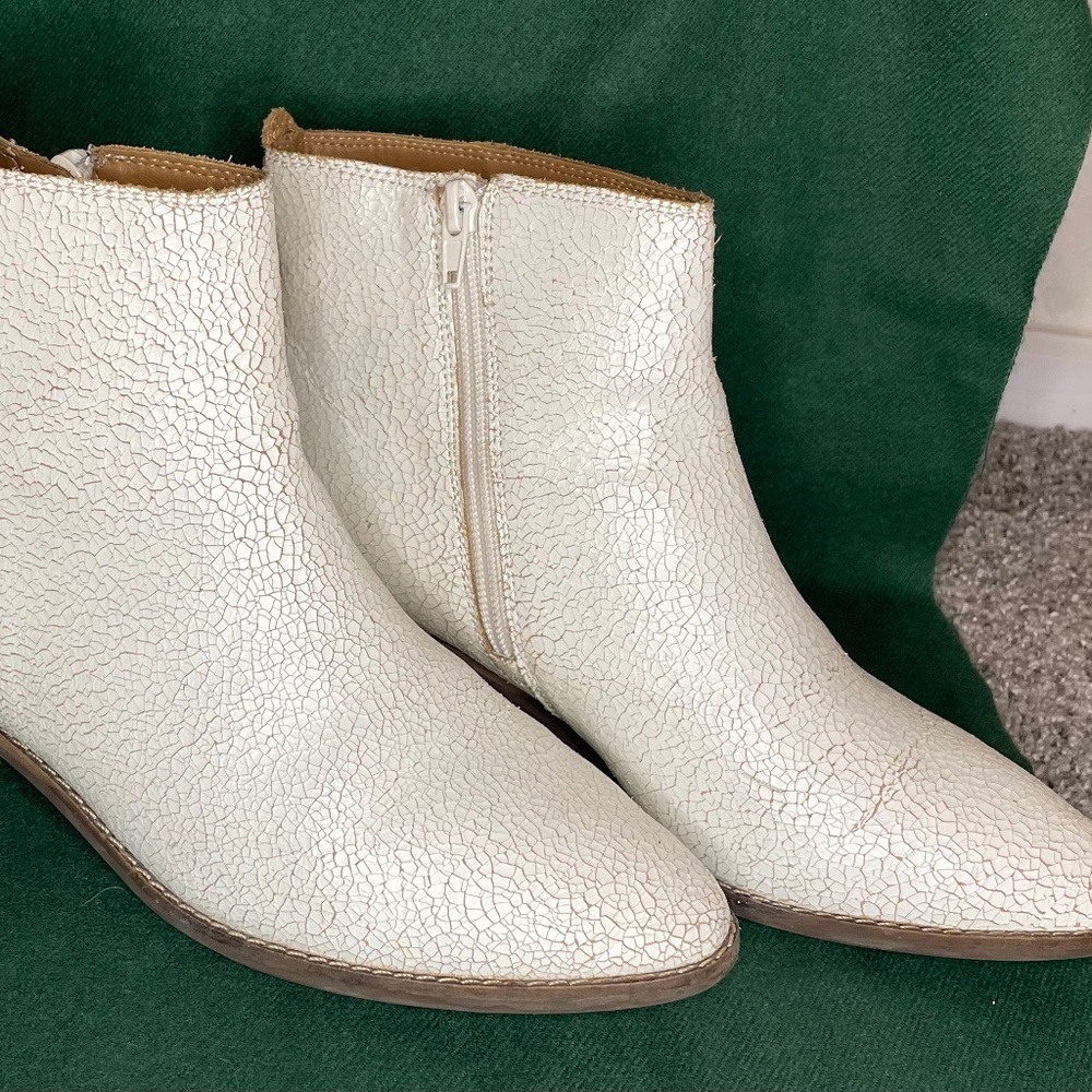 Lucky Brand | Winter White Ankle Boots | Distressed Style